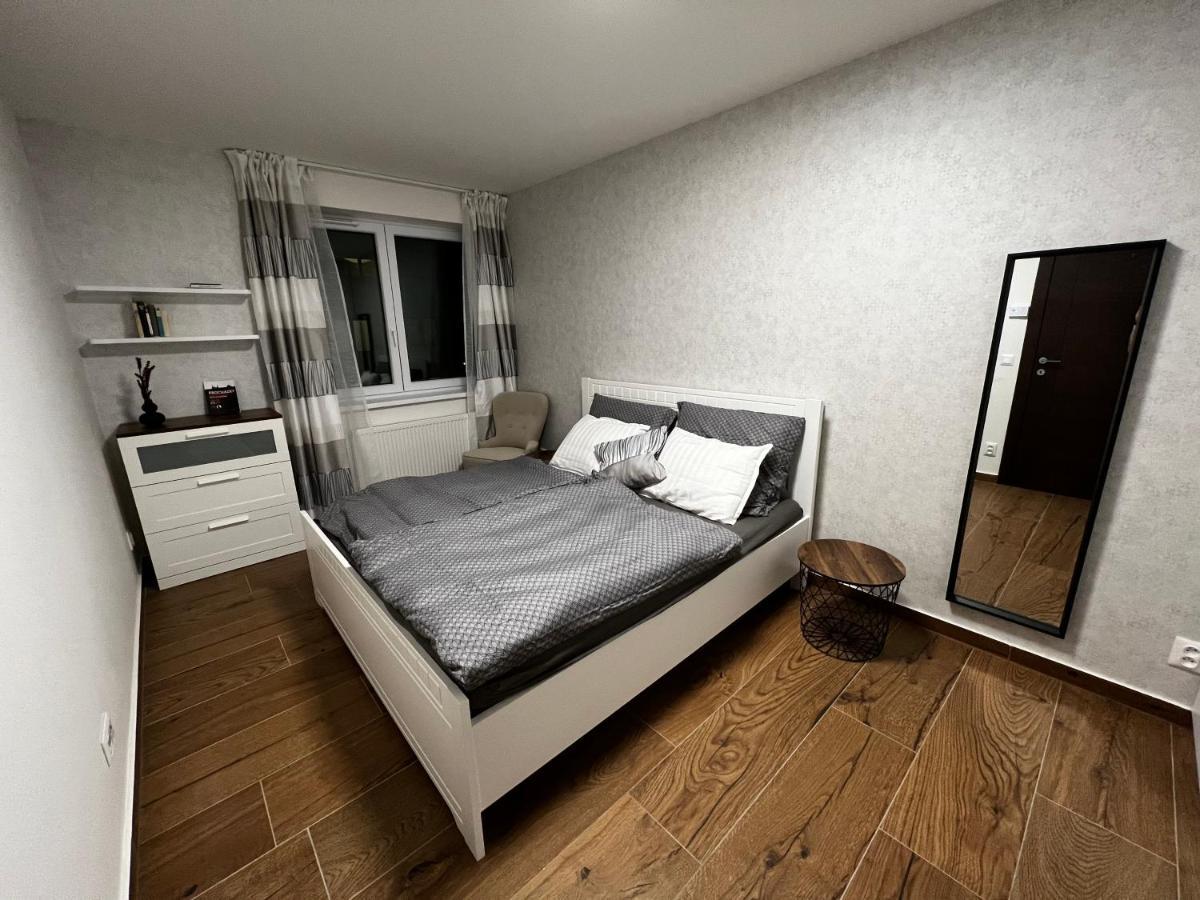 Apartman U Satoshiho Ołomuniec Zewnętrze zdjęcie